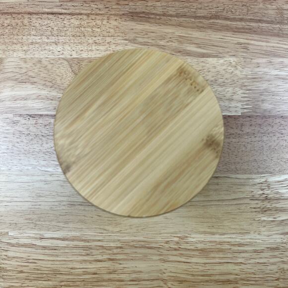 Speckled Ceramic Canister with Gold Star and Wood Lid - NWT - Picture 4 of 5